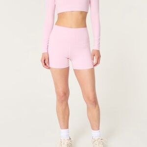 Gilly hicks active recharge shorts in charm pink size XS